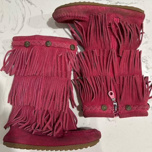Minnetonka Kid's Girl's Pink Leather Tiered Fringe Boho Boots, Size 12,Pre-Loved - Picture 1 of 6